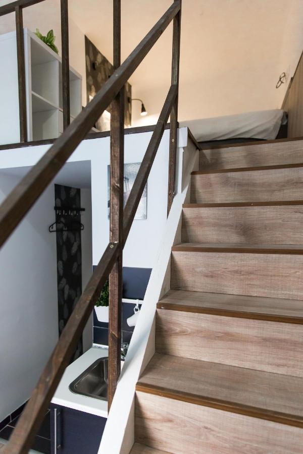 בודפשט Modern Budget Lofts In The City Centre מראה חיצוני תמונה