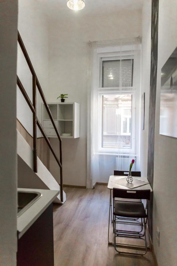 בודפשט Modern Budget Lofts In The City Centre מראה חיצוני תמונה