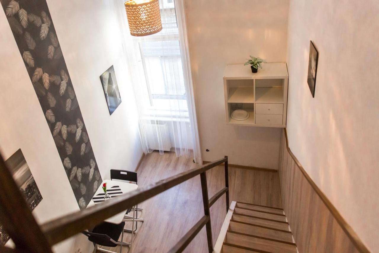 בודפשט Modern Budget Lofts In The City Centre מראה חיצוני תמונה