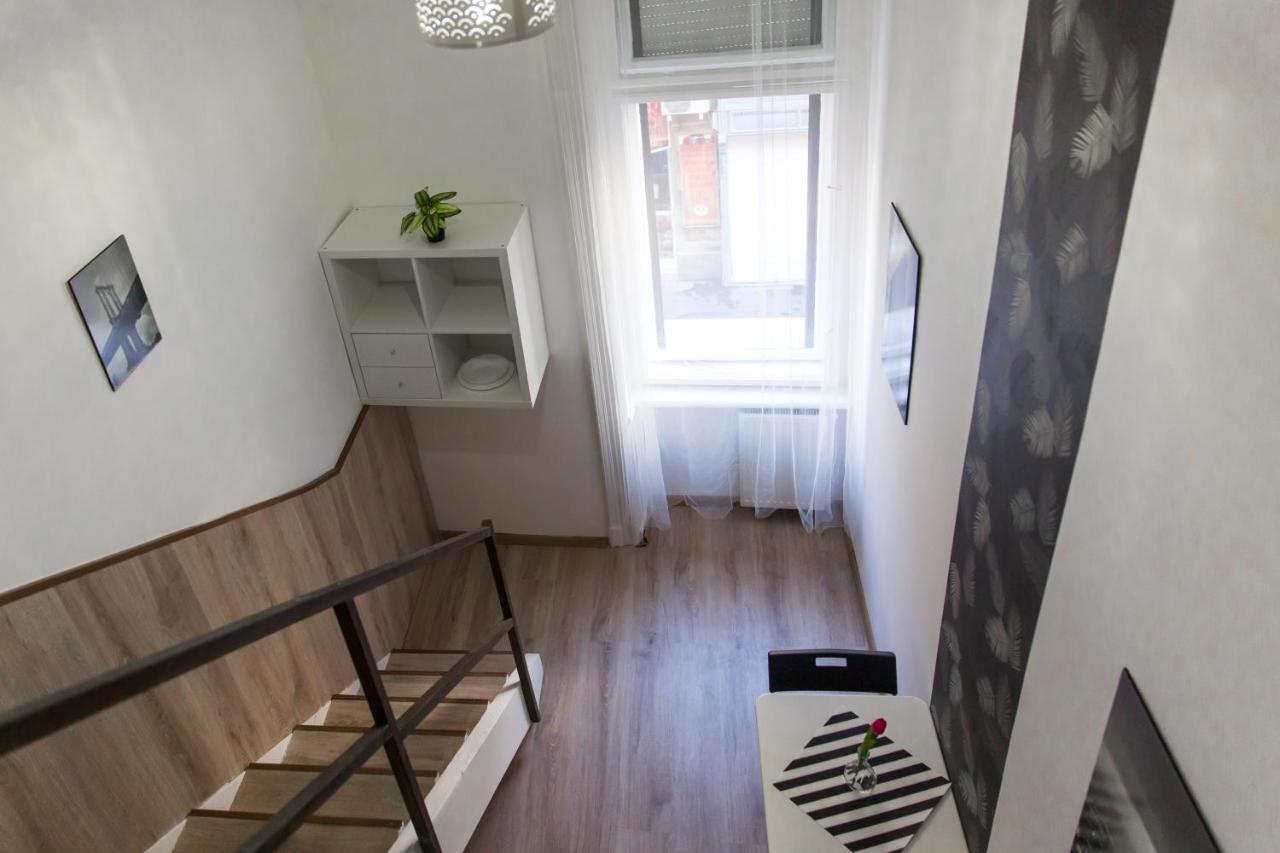 בודפשט Modern Budget Lofts In The City Centre מראה חיצוני תמונה